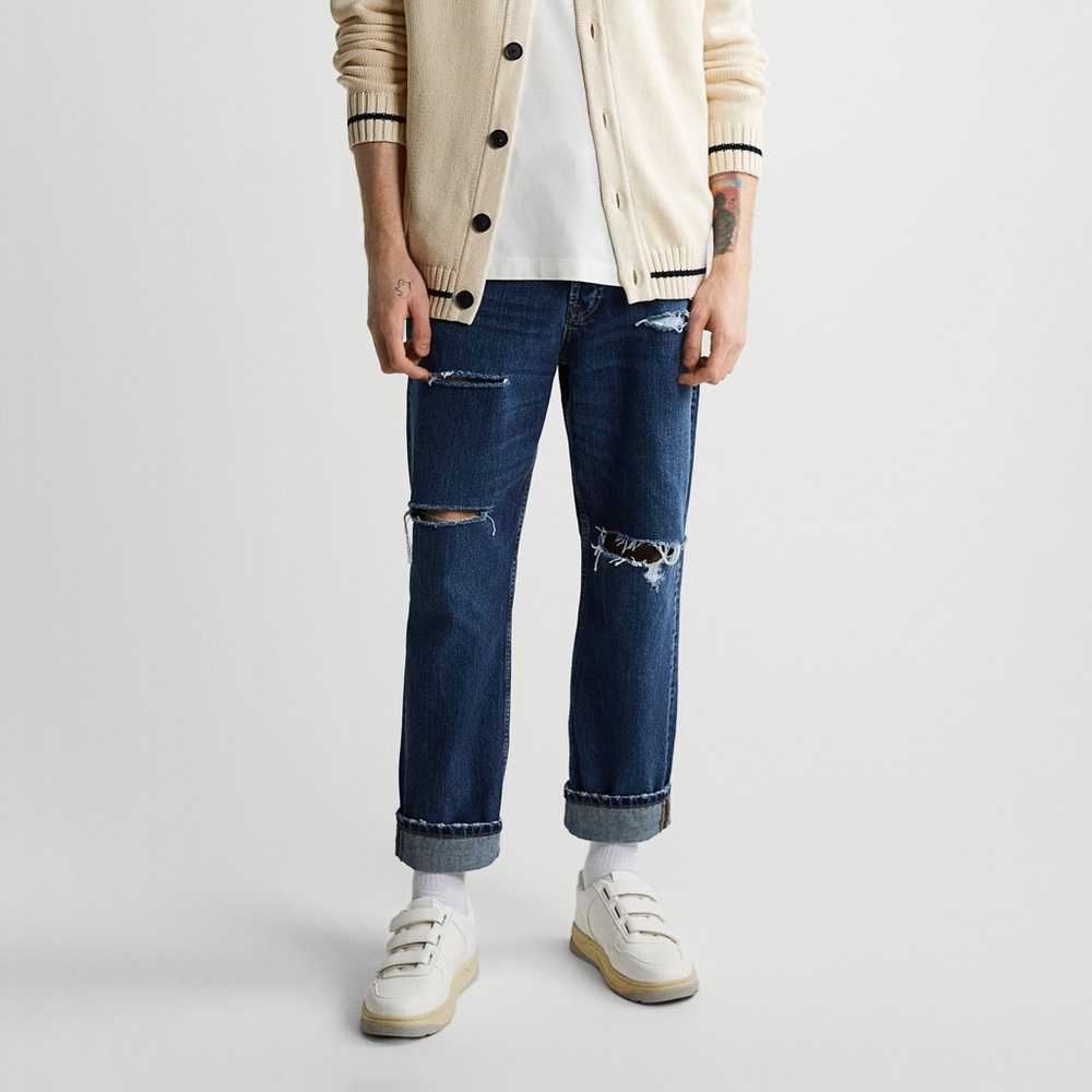 ZARA RIPPED STRAIGHT FIT‎ JEANS